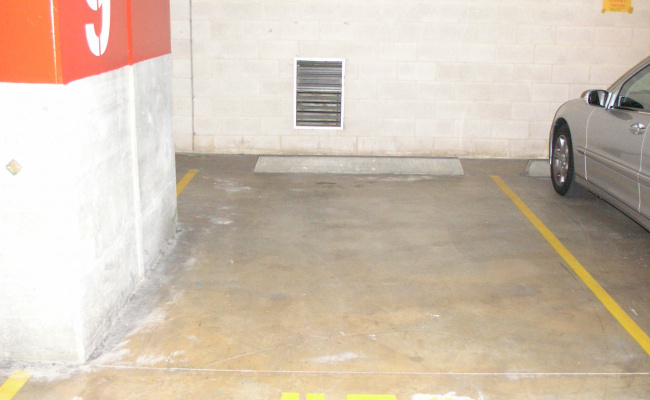 Car-Park-sergeants-lane-st-leonards-new-south-wales,-89634,-411408_1701071355.5392.JPG