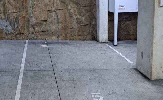 Car-Park-severn-street-maroubra-new-south-wales,-104734,-513526_1765866020.6044.jpg