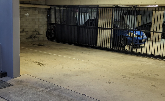 Car-Park-sherwood-road-toowong-queensland,-89084,-407921_1698907345.8954.jpg