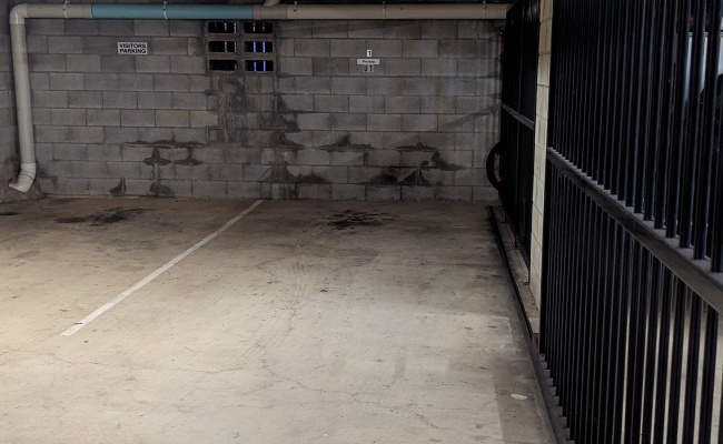 Car-Park-sherwood-road-toowong-queensland,-89084,-407921_1698907354.192.jpg