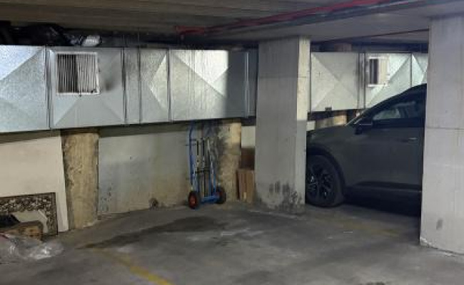 Car-Park-shuter-street-moonee-ponds-victoria,-156363,-785322_1784703329.3841.jpg