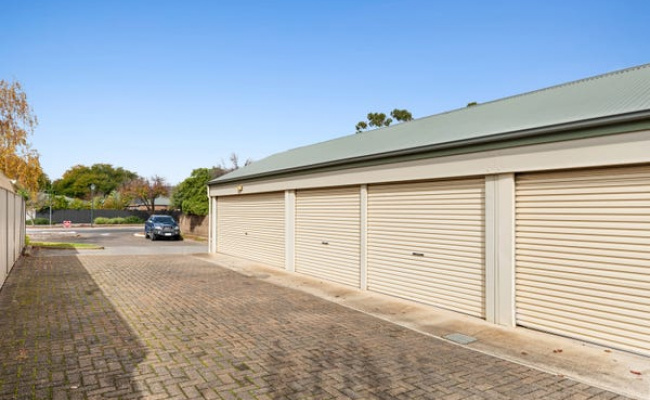 Car-Park-sir-ross-smith-boulevard-oakden-south-australia,-143783,-690720_1748992074.1353.jpg
