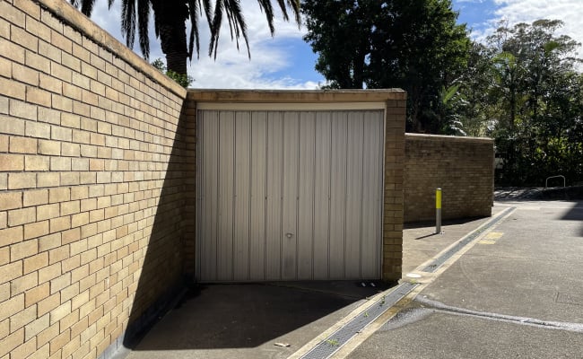 Car-Park-spit-road-mosman-new-south-wales,-109354,-545607_1787263879.6744.jpg