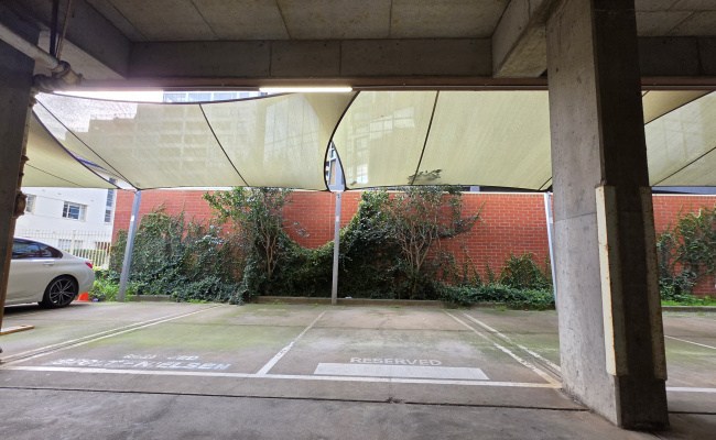 Car-Park-st-kilda-road-melbourne-victoria,-109183,-544086_1786517708.3673.jpg