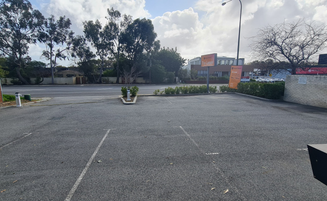 Car-Park-stirling-highway-nedlands-western-australia,-98421,-471473_1735996495.1266.jpg