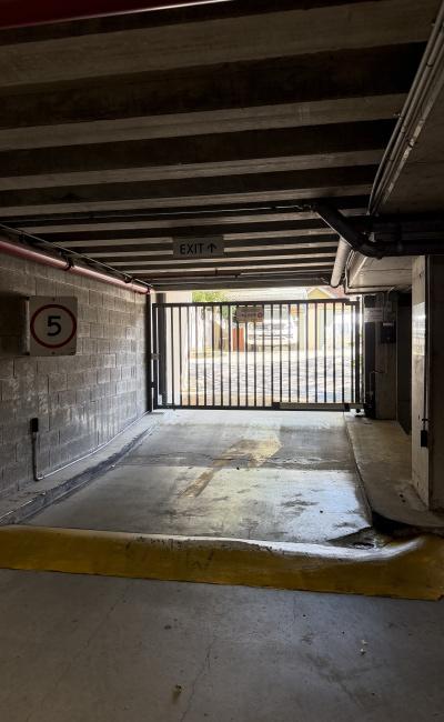 Car-Park-strathallen-avenue-northbridge-new-south-wales,-110044,-552274_1790306947.967.jpg