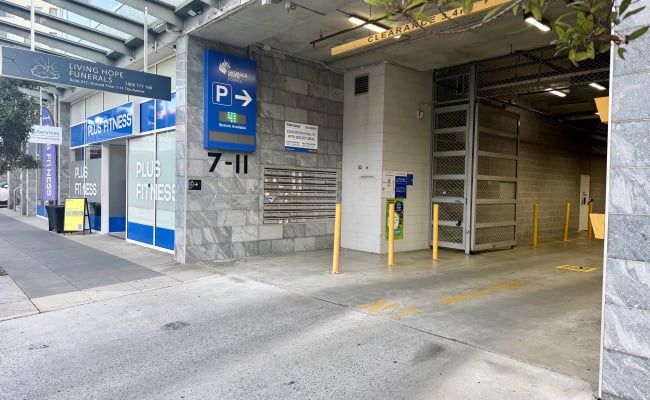 Car-Park-the-avenue-hurstville-new-south-wales,-92726,-544076_1786515459.4809.jpg