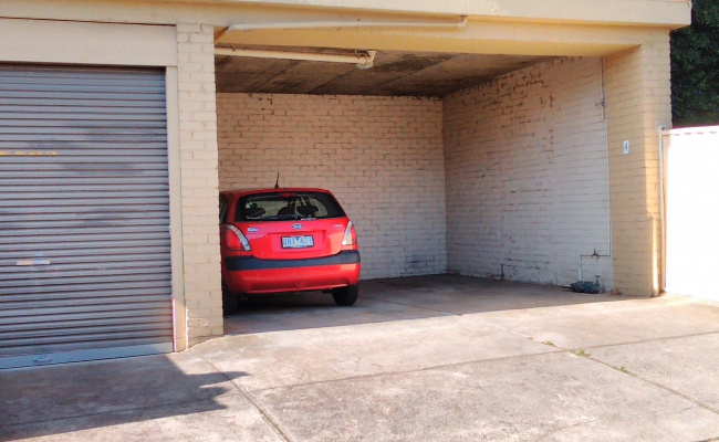 Car-Park-the-vaucluse-richmond-victoria-australia,-15354,-216791_1580948453.7103.jpg