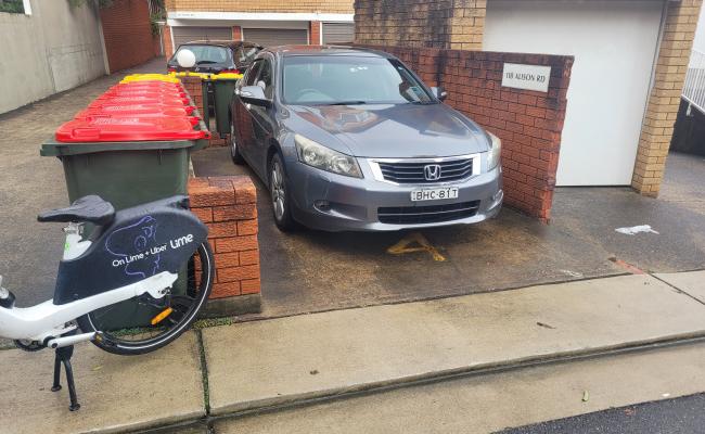 Car-Park-tram-lane-randwick-new-south-wales,-94528,-445403_1719100307.1298.jpg