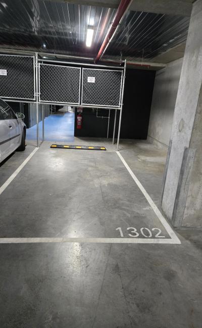 Car-Park-upper-heidelberg-road-ivanhoe-victoria,-103286,-504670_1759122463.8709.jpg