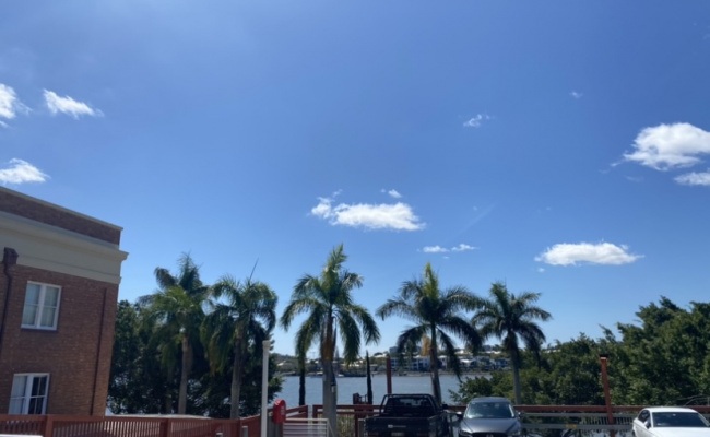 Car-Park-vernon-terrace-teneriffe-queensland,-131020,-504555_1694915478.4679.jpeg