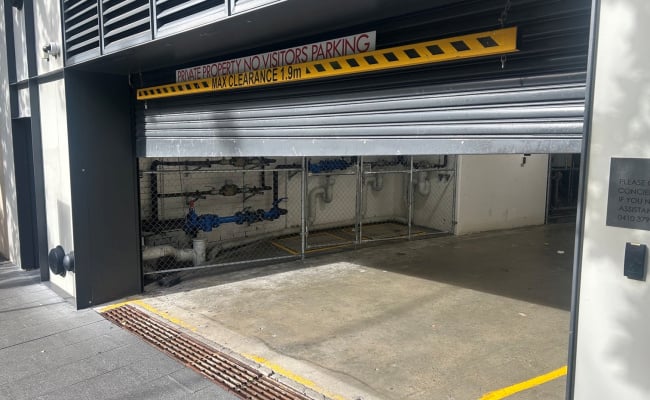 Car-Park-victoria-street-potts-point-new-south-wales,-108131,-534884_1781505753.9367.jpg