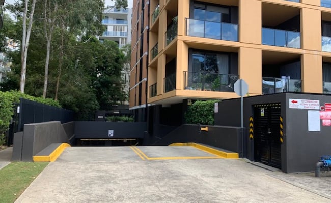 Car-Park-waitara-avenue-waitara-new-south-wales,-106808,-526131_1774864459.3618.jpg