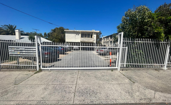 Car-Park-waterloo-crescent-st-kilda-victoria,-104081,-509552_1762685046.727.jpg