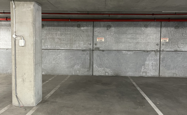 Car-Park-waterview-walk-docklands-victoria,-110224,-554327_1791201050.6464.jpg